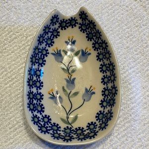 Polish pottery spoon rest.